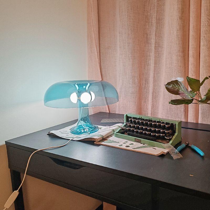 MinimalistMushroomTableLamp™ - Bleu - Univers des Lumières